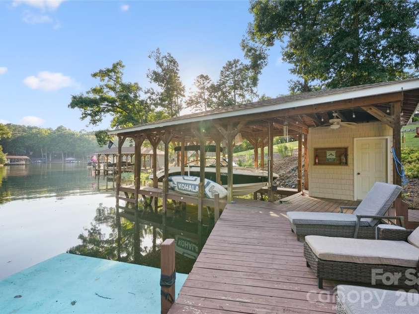 410 Plantation Way, Mount Gilead, NC 27306.  MLS# CAR4416657, YatesRealty ID 47571. 