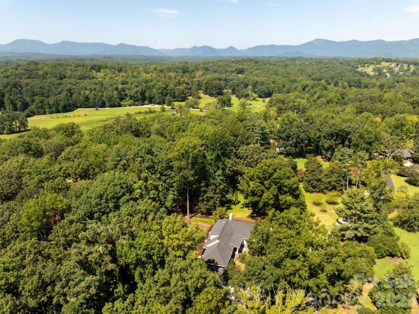 159 Silver Fox Lane, Tryon, NC 28782.  MLS# CAR4419162, YatesRealty ID 47573. 