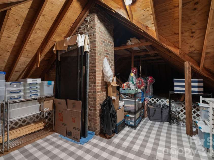 159 Silver Fox Lane, Tryon, NC 28782.  MLS# CAR4419162, YatesRealty ID 47573. 