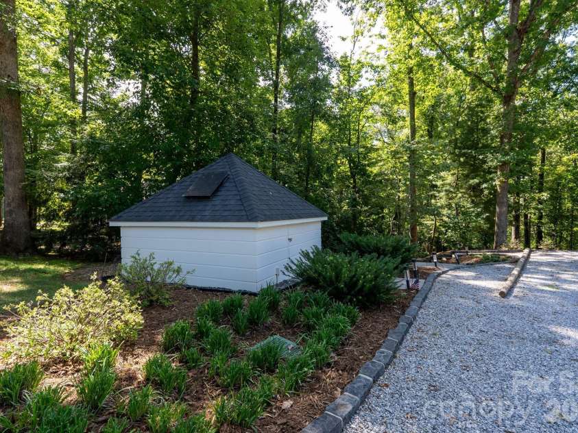 159 Silver Fox Lane, Tryon, NC 28782.  MLS# CAR4419162, YatesRealty ID 47573. 