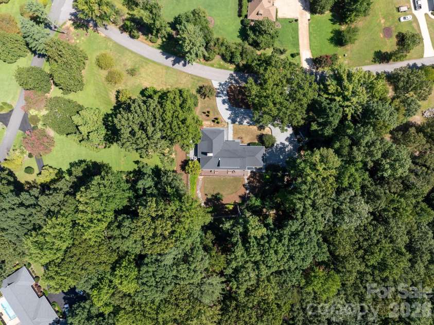 159 Silver Fox Lane, Tryon, NC 28782.  MLS# CAR4419162, YatesRealty ID 47573. 