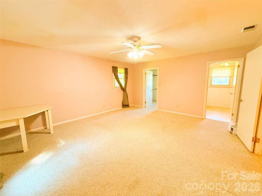 301 Starmount Drive, Statesville, NC 28677.  MLS# CAR4418408, YatesRealty ID 47574. 