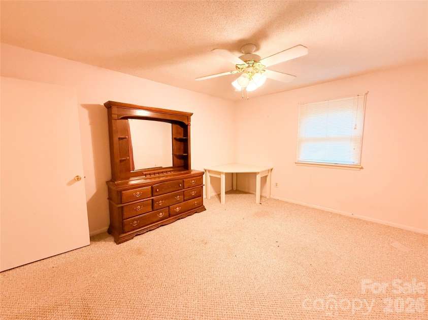 301 Starmount Drive, Statesville, NC 28677.  MLS# CAR4418408, YatesRealty ID 47574. 