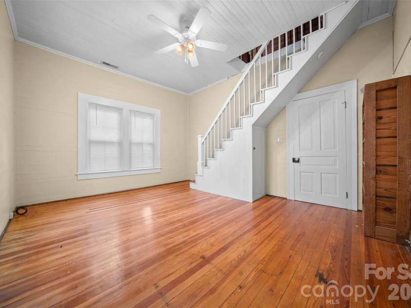 116 Whitesides Street, Cherryville, NC 28021.  MLS# CAR4419173, YatesRealty ID 47576. 