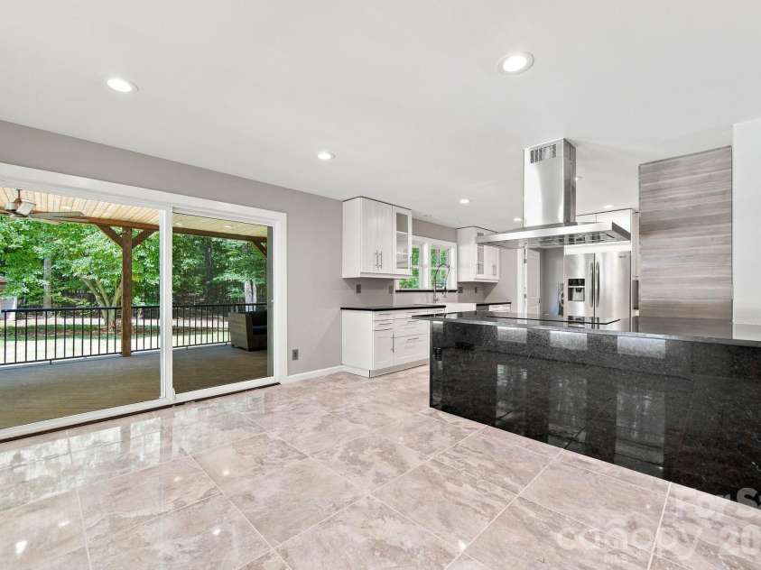 5225 Mayhew Country Drive, Mint Hill, NC 28227.  MLS# CAR4419297, YatesRealty ID 47577. 