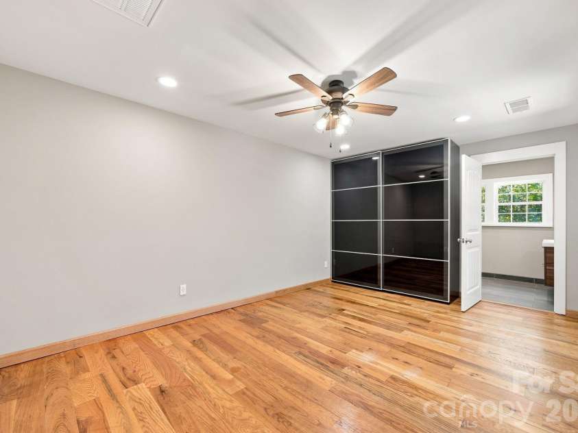 5225 Mayhew Country Drive, Mint Hill, NC 28227.  MLS# CAR4419297, YatesRealty ID 47577. 