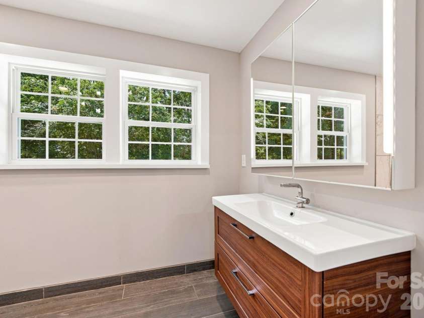 5225 Mayhew Country Drive, Mint Hill, NC 28227.  MLS# CAR4419297, YatesRealty ID 47577. 