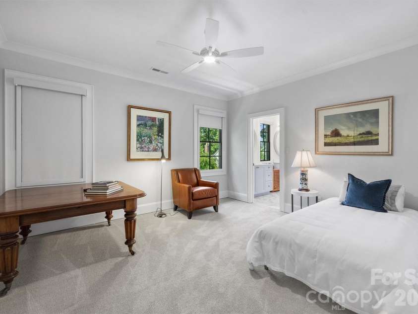 2714 Selwyn Avenue, Charlotte, NC 28209.  MLS# CAR4354607, YatesRealty ID 4758. 