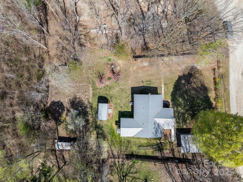 404 Forest Winds Drive, Salisbury, NC 28144.  MLS# CAR4241136, YatesRealty ID 4758. 