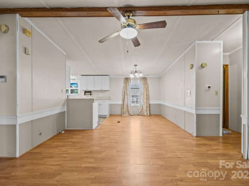 404 Forest Winds Drive, Salisbury, NC 28144.  MLS# CAR4241136, YatesRealty ID 4758. 