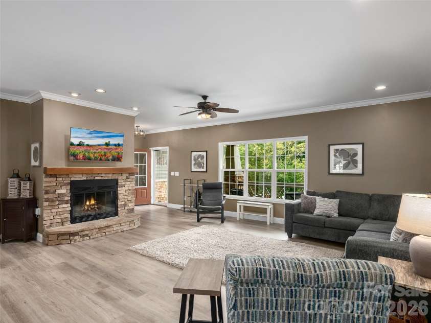 64 Luther Cove Road, Candler, NC 28715.  MLS# CAR4419365, YatesRealty ID 47581. 