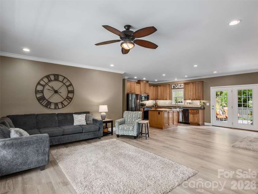 64 Luther Cove Road, Candler, NC 28715.  MLS# CAR4419365, YatesRealty ID 47581. 