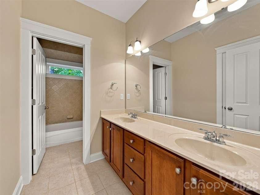 24 Greenwells Glory Drive, Biltmore Lake, NC 28715.  MLS# CAR4419333, YatesRealty ID 47582. 