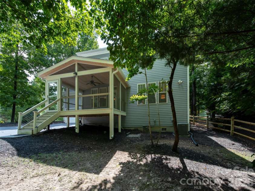 24 Greenwells Glory Drive, Biltmore Lake, NC 28715.  MLS# CAR4419333, YatesRealty ID 47582. 