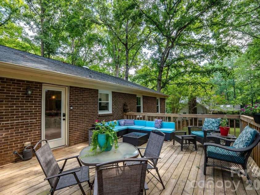 6713 High Gap Road, Waxhaw, NC 28173.  MLS# CAR4419220, YatesRealty ID 47585. 
