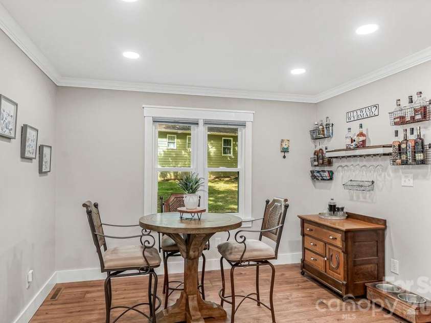 6713 High Gap Road, Waxhaw, NC 28173.  MLS# CAR4419220, YatesRealty ID 47585. 