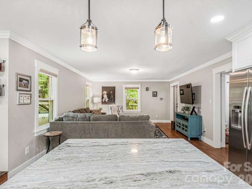 6713 High Gap Road, Waxhaw, NC 28173.  MLS# CAR4419220, YatesRealty ID 47585. 