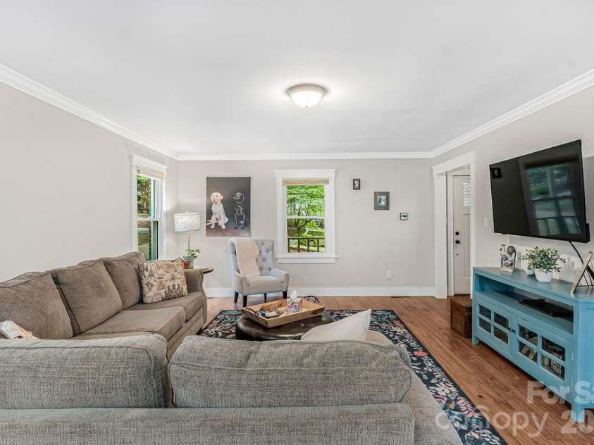 6713 High Gap Road, Waxhaw, NC 28173.  MLS# CAR4419220, YatesRealty ID 47585. 
