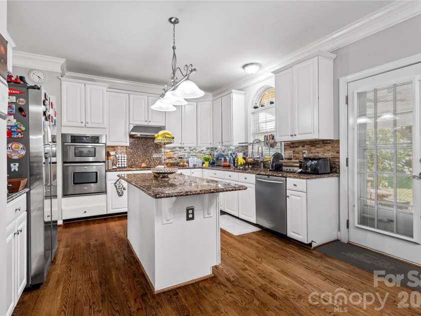 21717 Shoveller Court, Cornelius, NC 28031.  MLS# CAR4417399, YatesRealty ID 47586. 