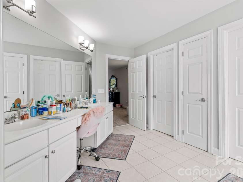 21717 Shoveller Court, Cornelius, NC 28031.  MLS# CAR4417399, YatesRealty ID 47586. 