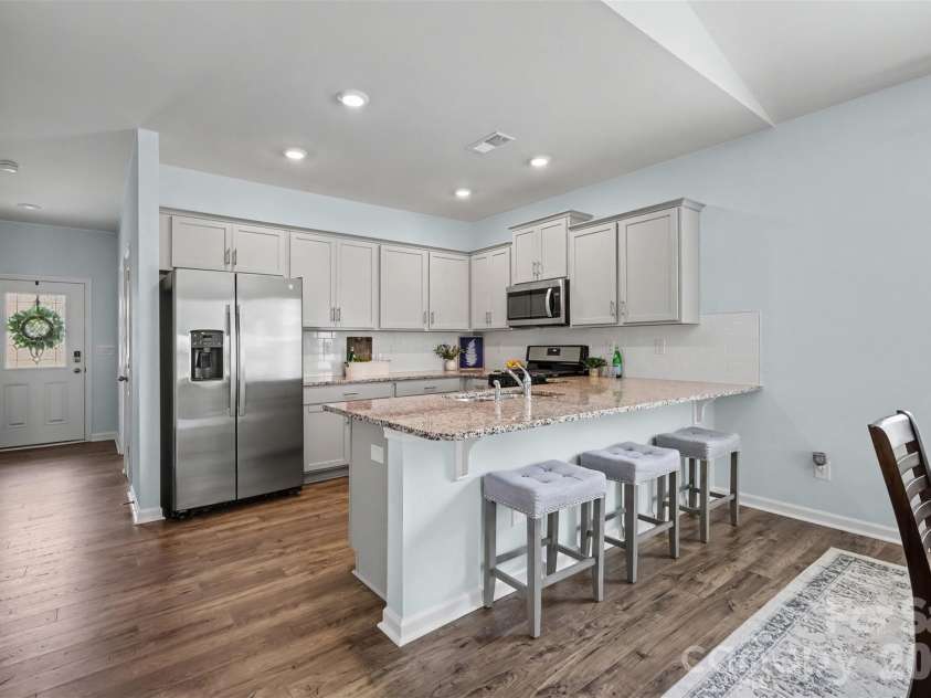 7594 Stonehouse Drive, Gastonia, NC 28056.  MLS# CAR4419049, YatesRealty ID 47588. 7594 Stonehouse
