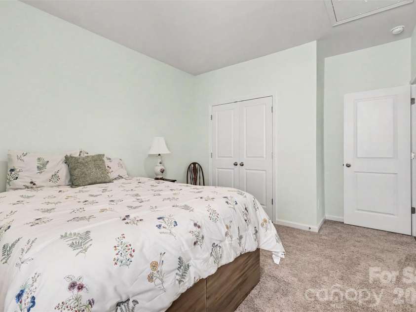 7594 Stonehouse Drive, Gastonia, NC 28056.  MLS# CAR4419049, YatesRealty ID 47588. 7594 Stonehouse