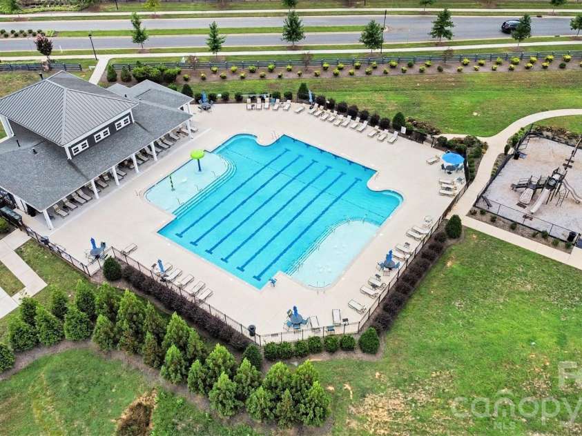 7594 Stonehouse Drive, Gastonia, NC 28056.  MLS# CAR4419049, YatesRealty ID 47588. Amenities