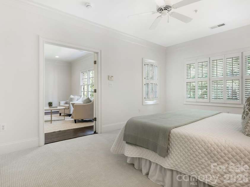 221 Crownsgate Court, Charlotte, NC 28207.  MLS# CAR4417908, YatesRealty ID 47590. 