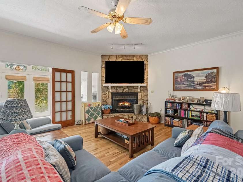 235 Pebble Point, Salisbury, NC 28146.  MLS# CAR4417371, YatesRealty ID 47595. 