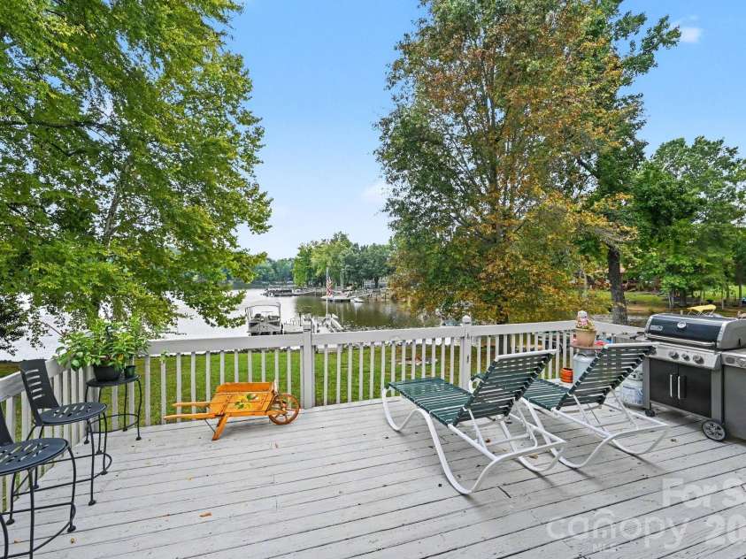 235 Pebble Point, Salisbury, NC 28146.  MLS# CAR4417371, YatesRealty ID 47595. 