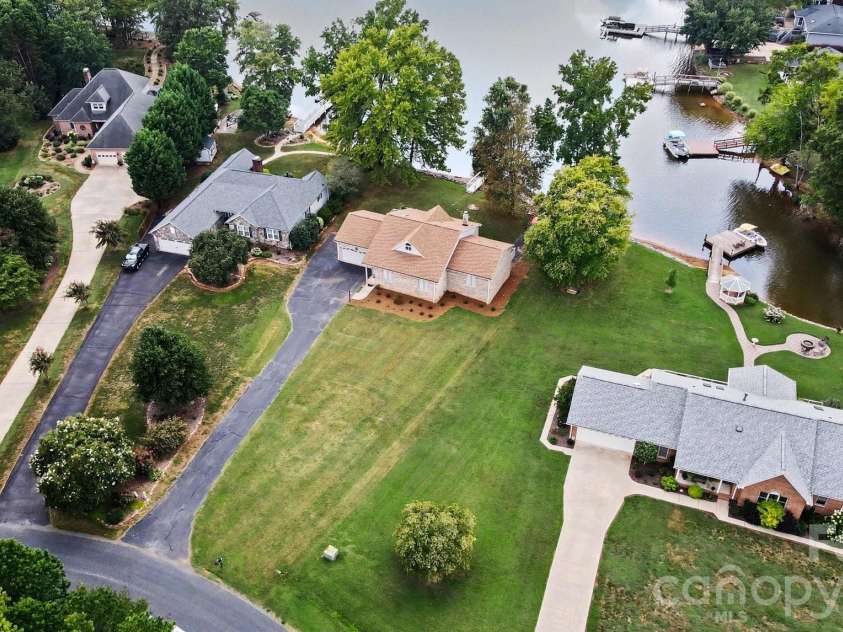 235 Pebble Point, Salisbury, NC 28146.  MLS# CAR4417371, YatesRealty ID 47595. 