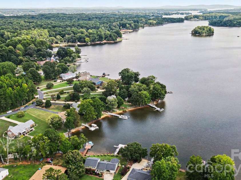 235 Pebble Point, Salisbury, NC 28146.  MLS# CAR4417371, YatesRealty ID 47595. 