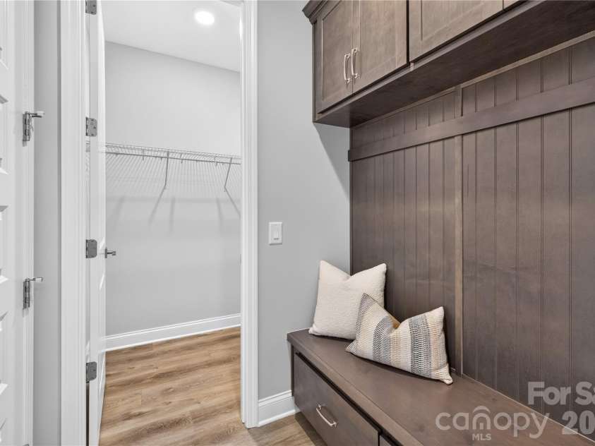 15016 Brownleigh Lane, Huntersville, NC 28078.  MLS# CAR4419395, YatesRealty ID 47597. Drop zone