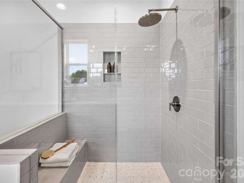 15016 Brownleigh Lane, Huntersville, NC 28078.  MLS# CAR4419395, YatesRealty ID 47597. Primary shower