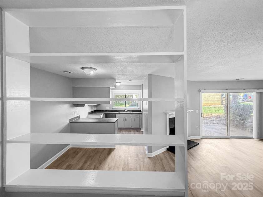 4814 Spring Lake Drive, Charlotte, NC 28212.  MLS# CAR4237398, YatesRealty ID 4760. 