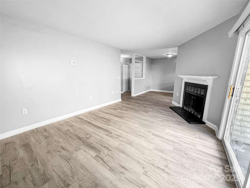 4814 Spring Lake Drive, Charlotte, NC 28212.  MLS# CAR4237398, YatesRealty ID 4760. 