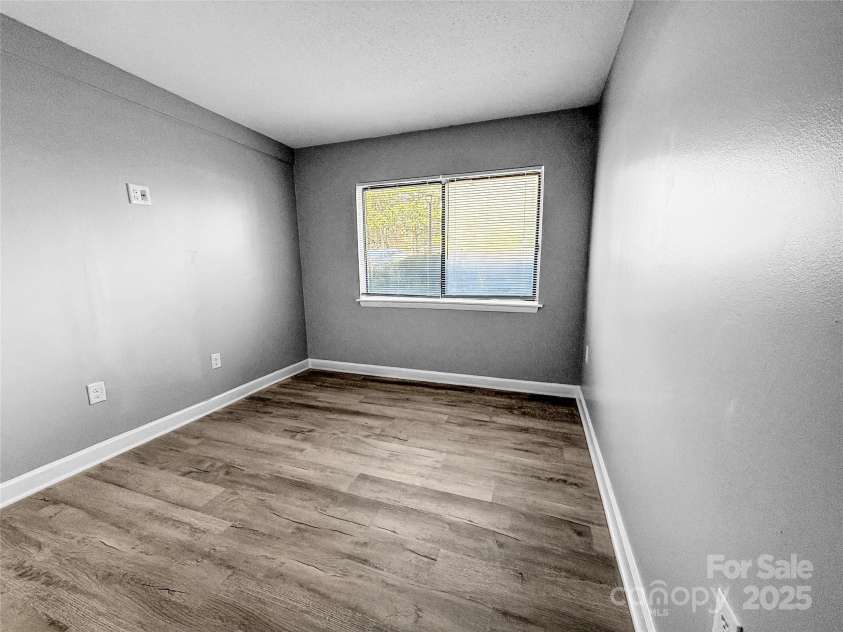 4814 Spring Lake Drive, Charlotte, NC 28212.  MLS# CAR4237398, YatesRealty ID 4760. 
