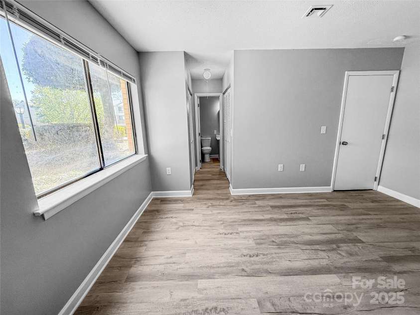 4814 Spring Lake Drive, Charlotte, NC 28212.  MLS# CAR4237398, YatesRealty ID 4760. 
