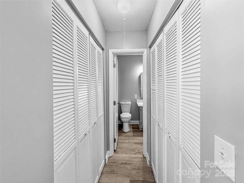 4814 Spring Lake Drive, Charlotte, NC 28212.  MLS# CAR4237398, YatesRealty ID 4760. 