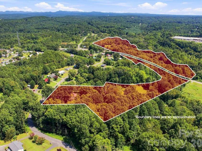 116 Amherst Road, Morganton, NC 28655.  MLS# CAR4418711, YatesRealty ID 47600. 