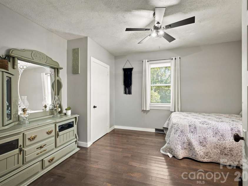 116 Amherst Road, Morganton, NC 28655.  MLS# CAR4418711, YatesRealty ID 47600. 