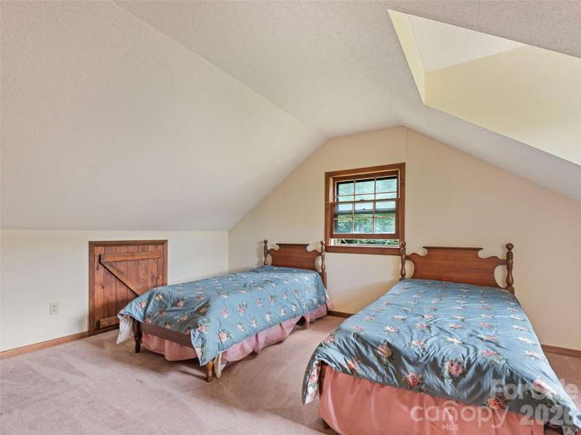 831 Qualla Road, Waynesville, NC 28785.  MLS# CAR4419397, YatesRealty ID 47602. 