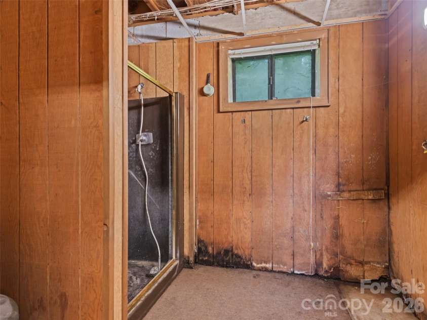 831 Qualla Road, Waynesville, NC 28785.  MLS# CAR4419397, YatesRealty ID 47602. 
