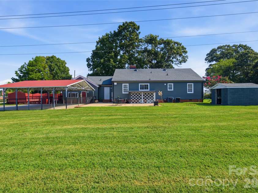 5548 Union Road, Gastonia, NC 28056.  MLS# CAR4419403, YatesRealty ID 47603. 