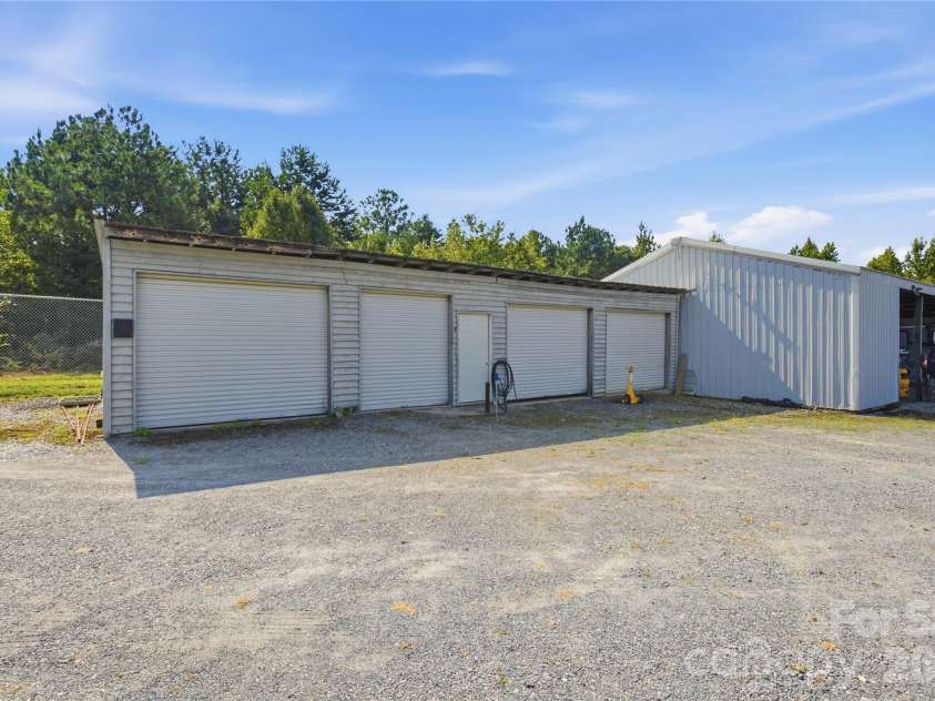 5548 Union Road, Gastonia, NC 28056.  MLS# CAR4419403, YatesRealty ID 47603. 
