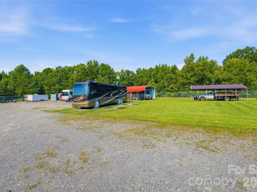 5548 Union Road, Gastonia, NC 28056.  MLS# CAR4419403, YatesRealty ID 47603. 