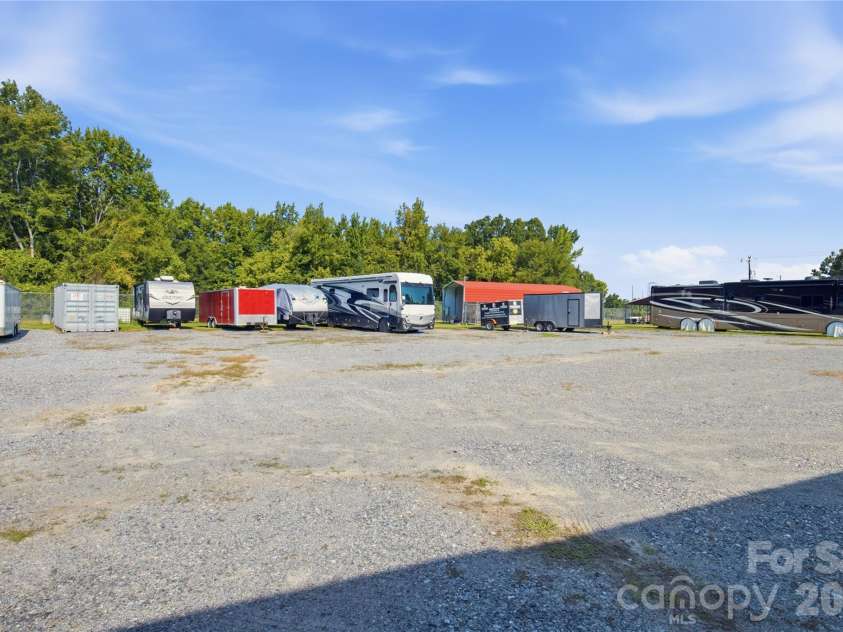 5548 Union Road, Gastonia, NC 28056.  MLS# CAR4419403, YatesRealty ID 47603. 