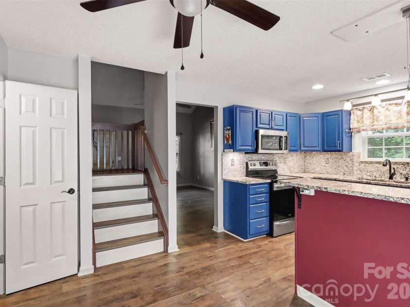 10150 Frosty Lane, Charlotte, NC 28216.  MLS# CAR4418979, YatesRealty ID 47606. 