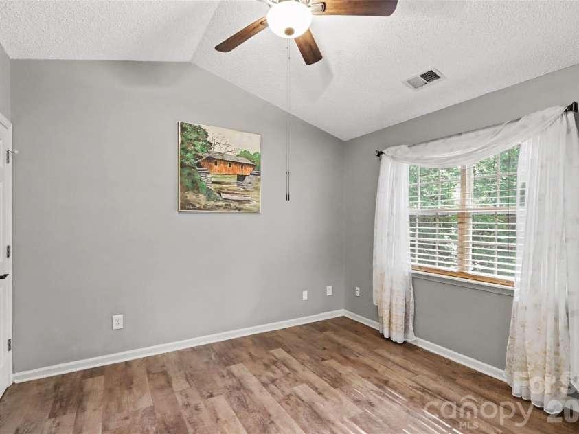 10150 Frosty Lane, Charlotte, NC 28216.  MLS# CAR4418979, YatesRealty ID 47606. 