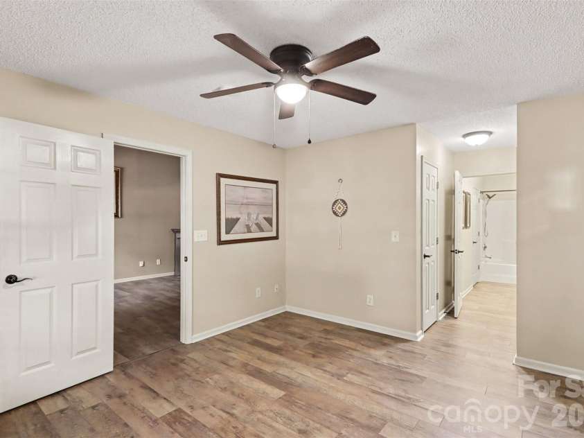10150 Frosty Lane, Charlotte, NC 28216.  MLS# CAR4418979, YatesRealty ID 47606. 